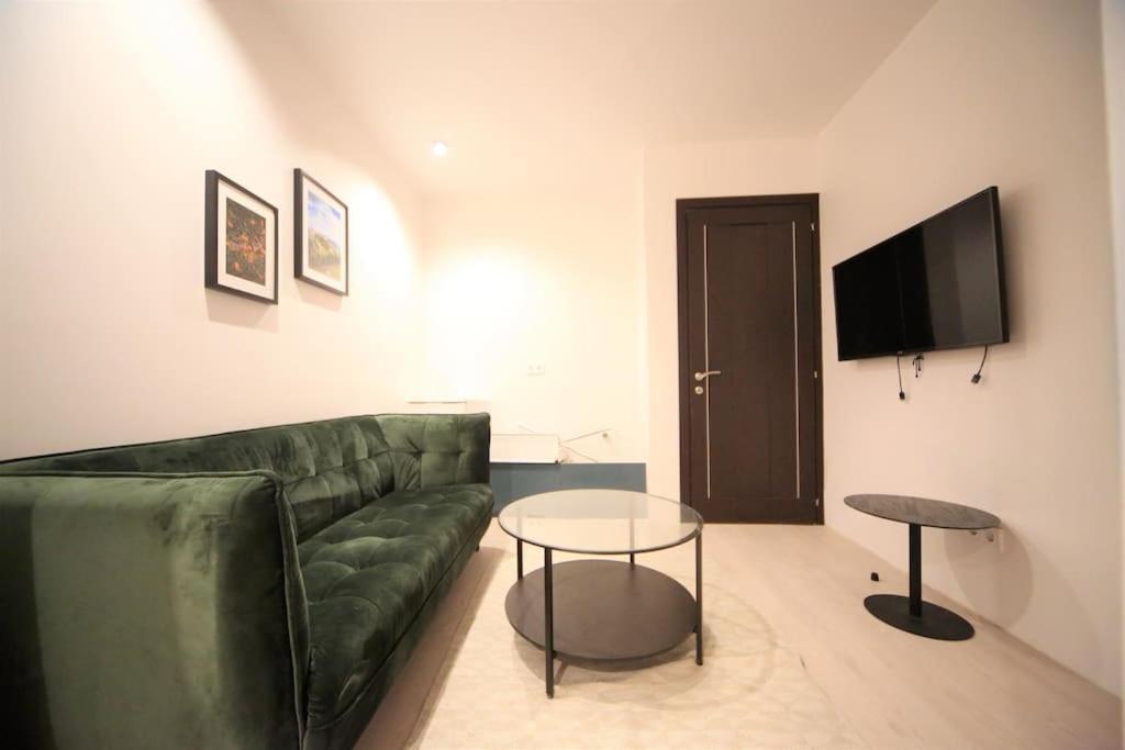 Lovely Two Bedroom In The Old Town Рига Экстерьер фото