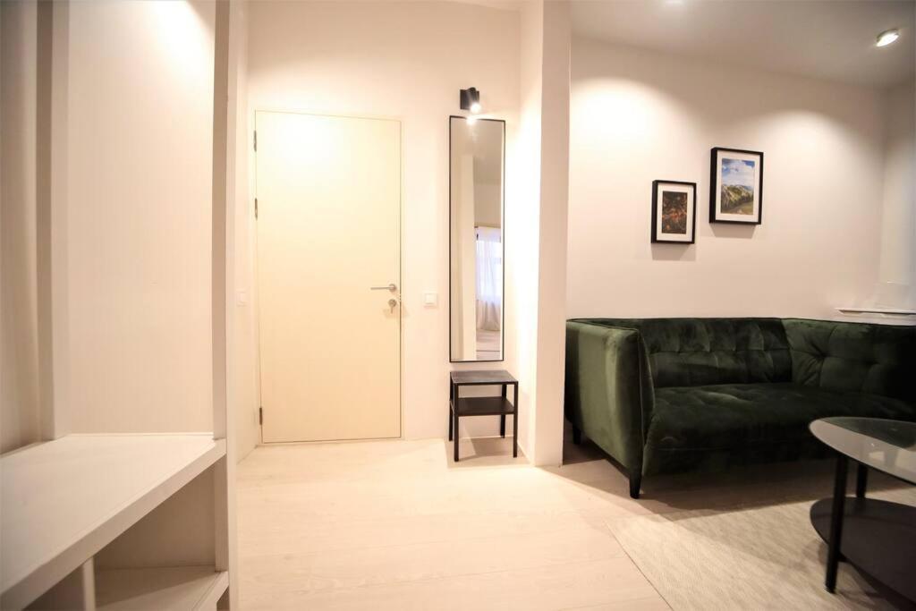 Lovely Two Bedroom In The Old Town Рига Экстерьер фото